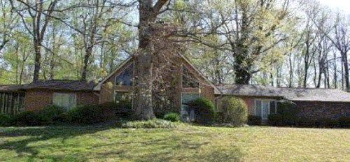 228 Walnut Lane, Dyersburg, TN 38024