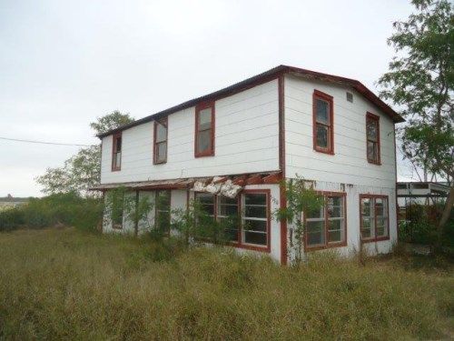 5130 CUELLAR LN, Zapata, TX 78076