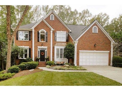 625 Camber Woods Drive, Roswell, GA 30076
