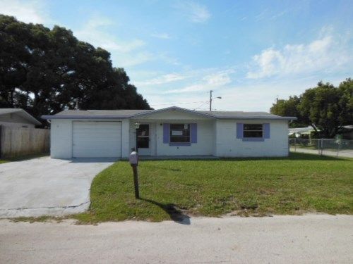 4243 Day Dr, New Port Richey, FL 34652