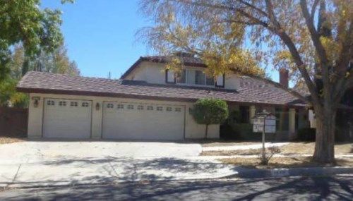 1654 Staffordshire Dr, Lancaster, CA 93534