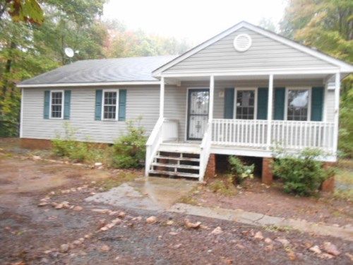 3827 Belzora Ln, Columbia, VA 23038