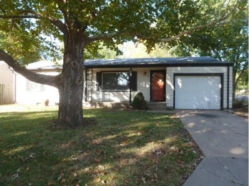 813 Fairview Ave, Newton, KS 67114