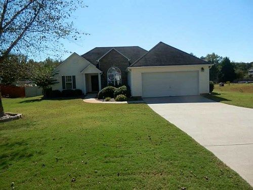 4175 Eden Valley Drive, Loganville, GA 30052