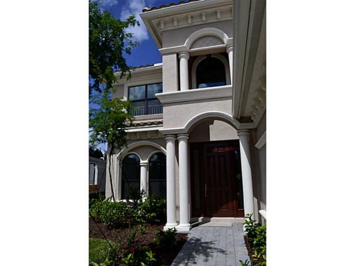 10385 CAMEILLA ST, Pompano Beach, FL 33076