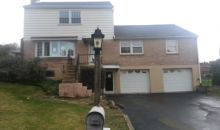 828 Rhodora Ave Reading, PA 19605