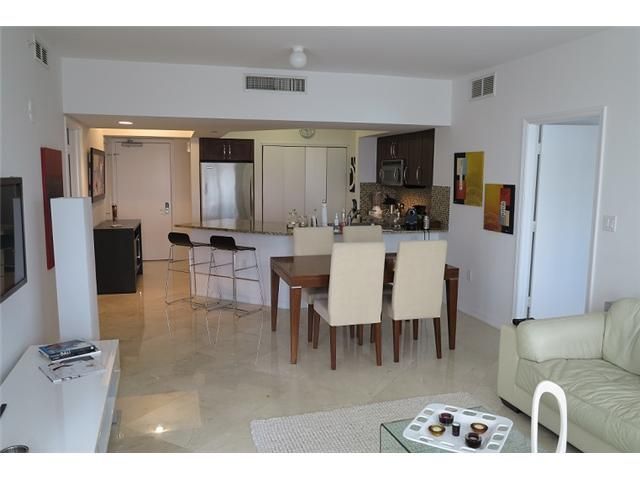 20000 E COUNTRY CLUB DR # 614, Miami, FL 33180