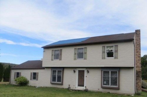 694 Brockton Mountain Rd, Barnesville, PA 18214