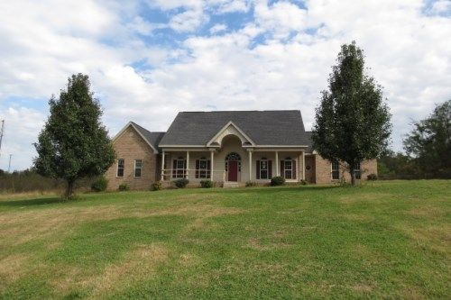 1914 Keller Quarry Rd, Tuscumbia, AL 35674