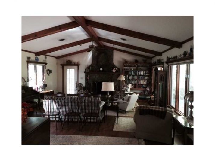6828 H White Road, Clermont, GA 30527