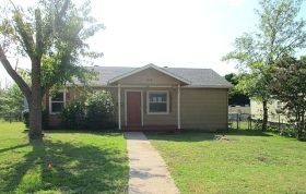 414 South Street, Whitesboro, TX 76273