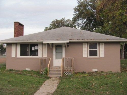 954 N Main St, Marissa, IL 62257