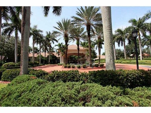 1937 NW 74 AV, Hollywood, FL 33024