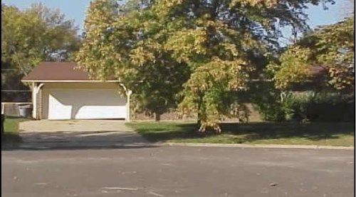 820 Quail Creek Rd, Emporia, KS 66801