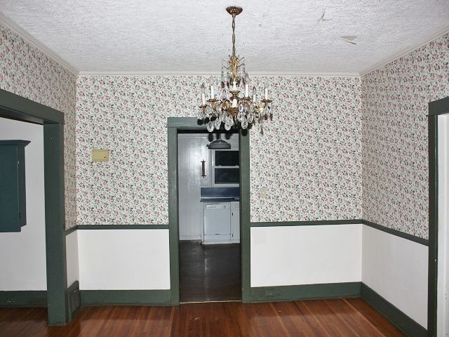 613 W King St, Owosso, MI 48867