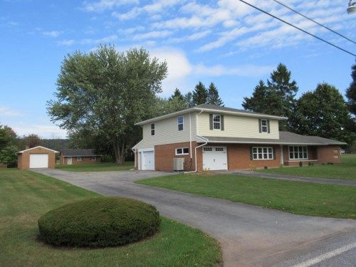 385 GALEN HALL ROAD, Reinholds, PA 17569