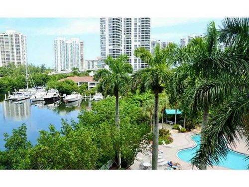 3400 192 ST # 512, Miami, FL 33180