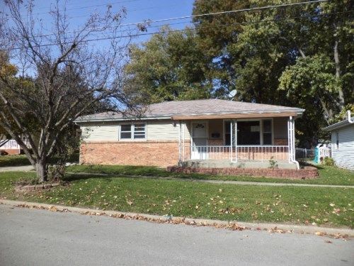 1409 W Graham St, Bloomington, IL 61701