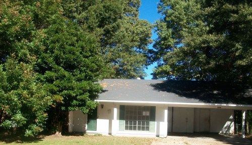 3558 Forest Dr, Greenville, MS 38703