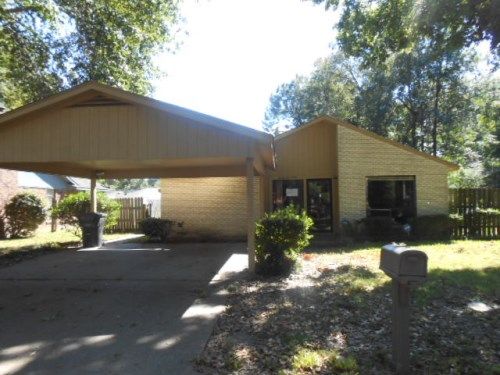 2540 Witchtree Rd, Greenville, MS 38701