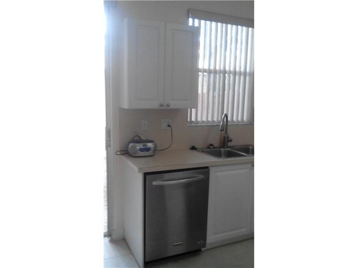 5620 NW 107 AV # 1501, Miami, FL 33178