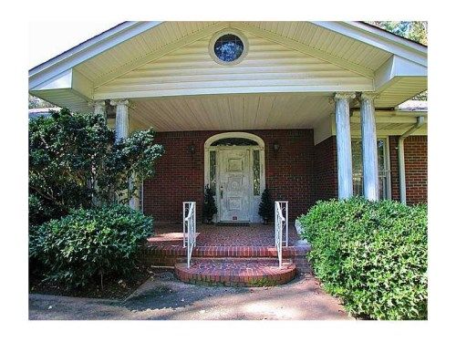 3077 Bouldercrest Road, Ellenwood, GA 30294