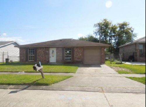 404 Federal Dr, Westwego, LA 70094