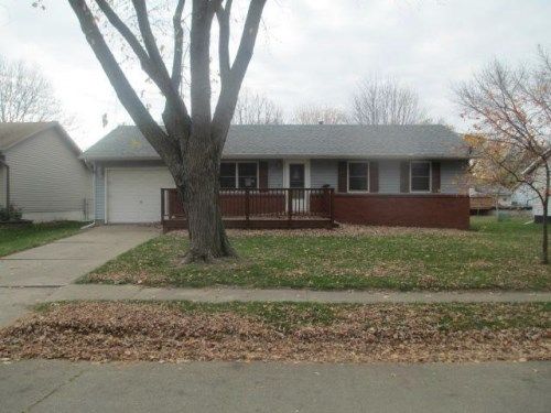 1439 16th Ave, Camanche, IA 52730