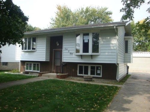 209 4th St SW, Kasson, MN 55944