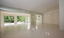 5203 HOLLY CIR Fort Lauderdale, FL 33319