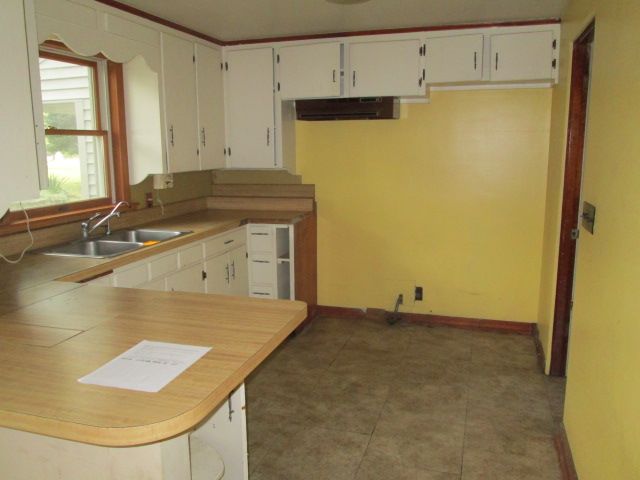24635 Dutch Settlement Rd, Cassopolis, MI 49031