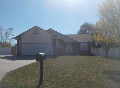 521 E Showalter St, Rose Hill, KS 67133