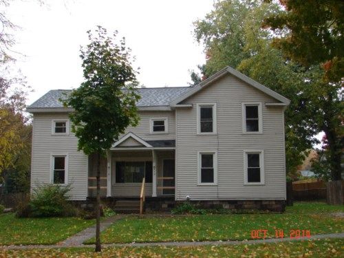 513 N Main St, Bellevue, MI 49021