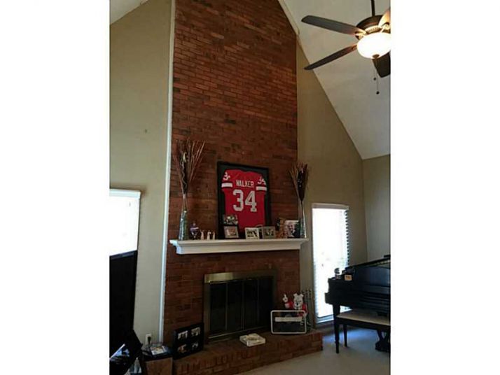 105 Roswell Green Lane, Roswell, GA 30075