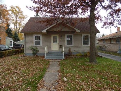 2404 Barton Blvd, Rockford, IL 61103