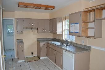 1906 E Poinsettia, Tampa, FL 33612