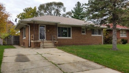 7438 Woodmar Ave, Hammond, IN 46323