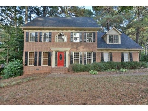 804 Newcastle Drive Sw, Lilburn, GA 30047