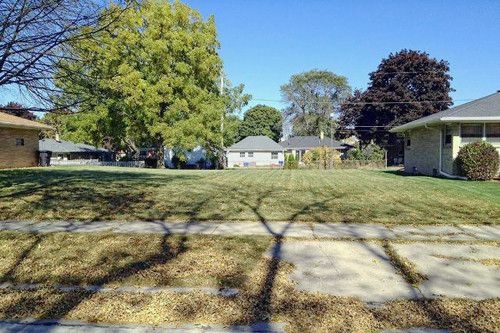 3832 E Bottsford, Cudahy, WI 53110