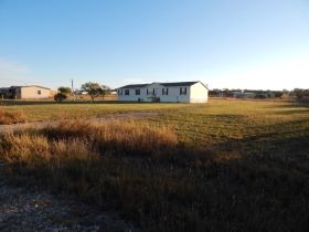 349 Waterview Lane, Weatherford, TX 76085