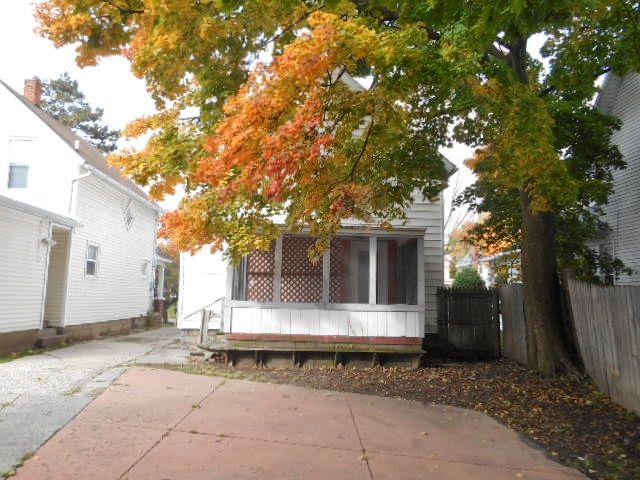 514 N Pine St, Lansing, MI 48933