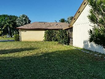 7483 SE James Stree, Hobe Sound, FL 33455