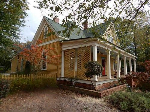 1112 N Broad Street, Commerce, GA 30529