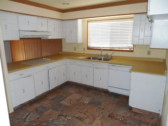 4045 Avonwood Avenue, Las Vegas, NV 89121