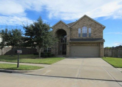 5906 Grovesnor St, Pearland, TX 77584