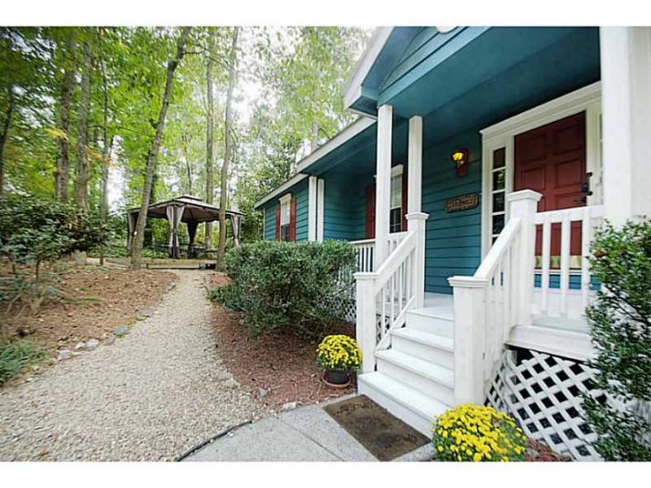 141 Spruce Street, Roswell, GA 30075