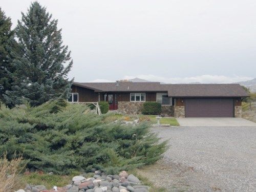 130 44th St N, Cody, WY 82414