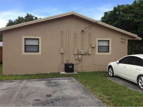 5715 TAYLOR ST, Hollywood, FL 33021