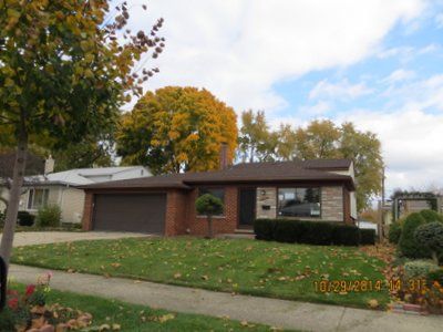 32616 Tecla Dr, Warren, MI 48088