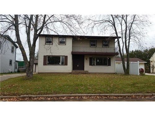 1312-1314 S Riverdale Dr, Appleton, WI 54914